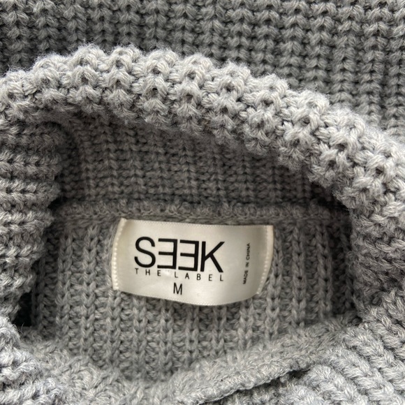 SEEK The Label Chunky Knit Sweater - Picture 2 of 2